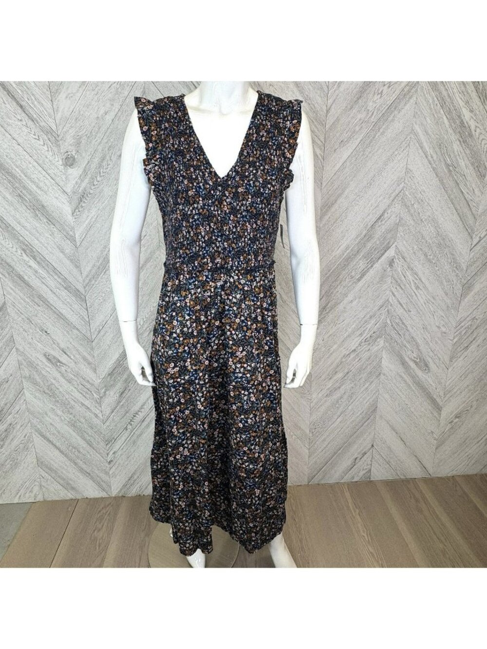 Old Navy Maxi Dress Womens Size Large Floral Smocked Cottagcore Prairie NWT NEW